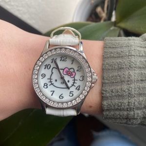 Sanrio Diamond Hello Kitty Genuine Leather Watch